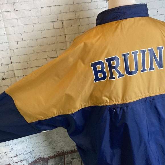VINTAGE UCLA BRUINS WINDBREAKER XL JACKET Apex One Athleisure Streetwear Fan - Picture 4 of 16